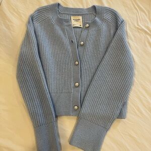 Abercrombie sweater